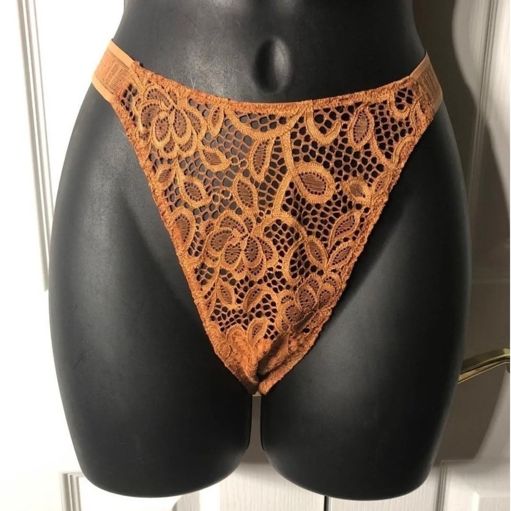 Victoria's Secret Very Sexy Floral Lace Cheeky Brazilian Panty Orange XL New‎